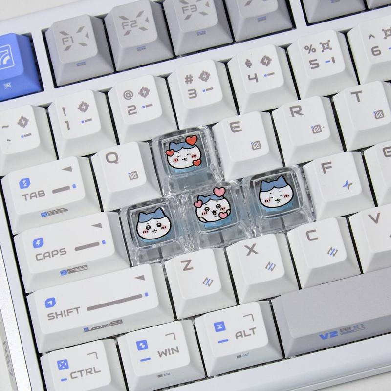 أغطية مفاتيح شفافة مصنوعة يدوي - مراجعة Pc Gaming Lounge وسعره